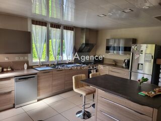  Maison à vendre 8 pièces 275 m²