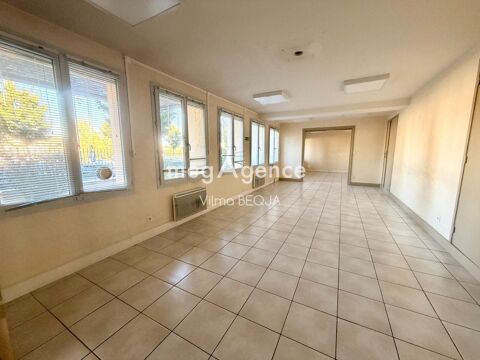 SENS – LOCAL COMMERCIAL DE 169 M&sup2; AVEC VUE EXCEPTIONNELLE SUR L'YONNE 267000 89100 Sens