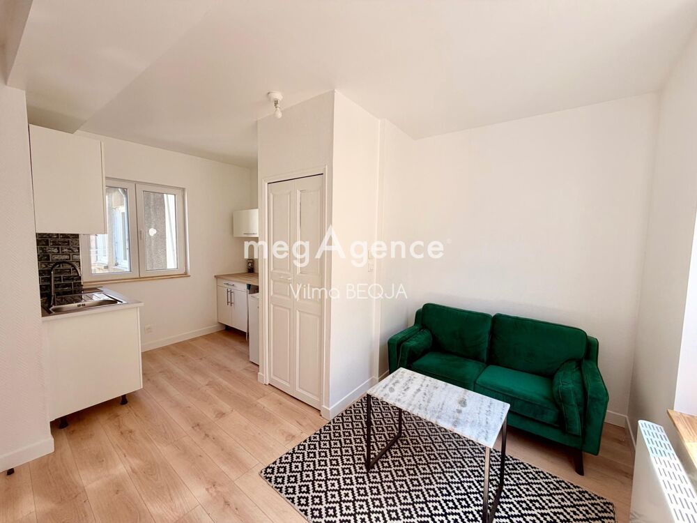 Location Appartement Studio meublé de 23 m² en plein centre-ville de Sens Sens