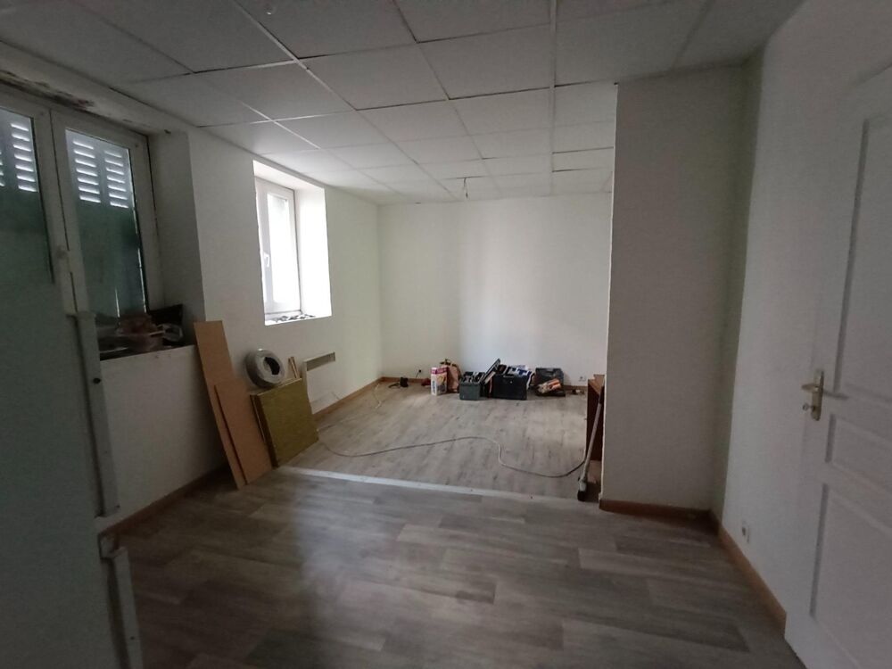 Vente Immeuble Immeuble à haut pouvoir locatif Thiers