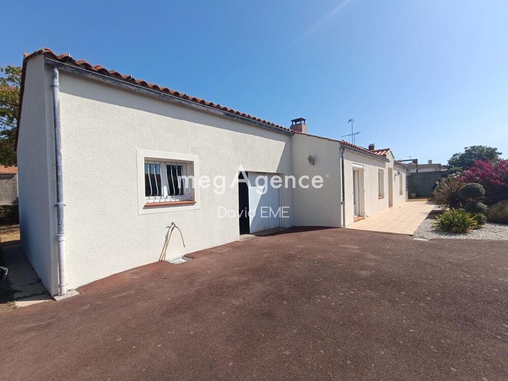 Vente Maison 5 Pièces, 108 m2, 3 chambres, AIZENAY Centre Aizenay