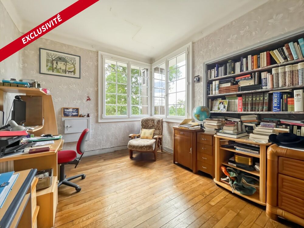 MAISON BOURGEOISE EN PIERRE DE MEULIÈRE - 300 M²