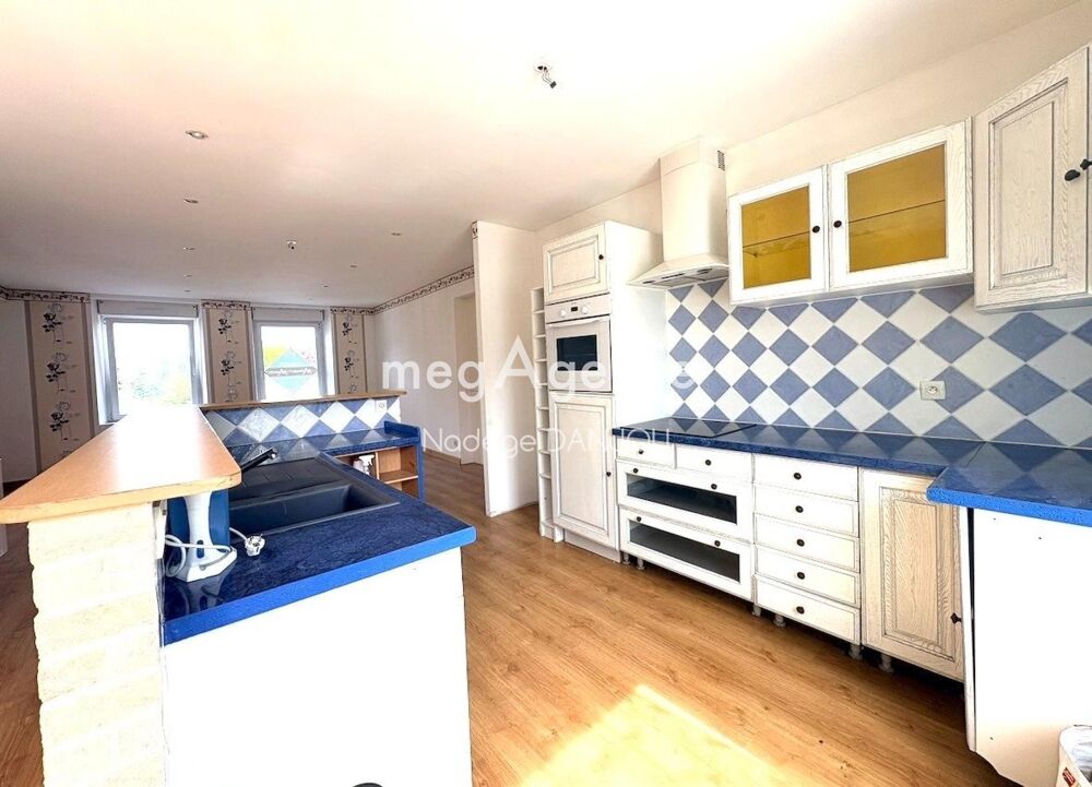 MAISON DE BOURG 105M2 ST-POIS 50670