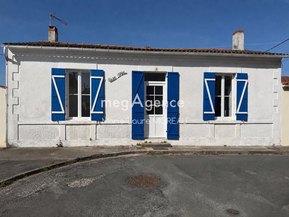 Vente Maison Maison de village à vendre au Château d'Oléron Le chateau-d'oleron