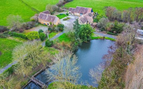   Vaste Propri�t� avec d�pendances et plan d'eau Maison - 8 pi�ce(s) - 240 m�