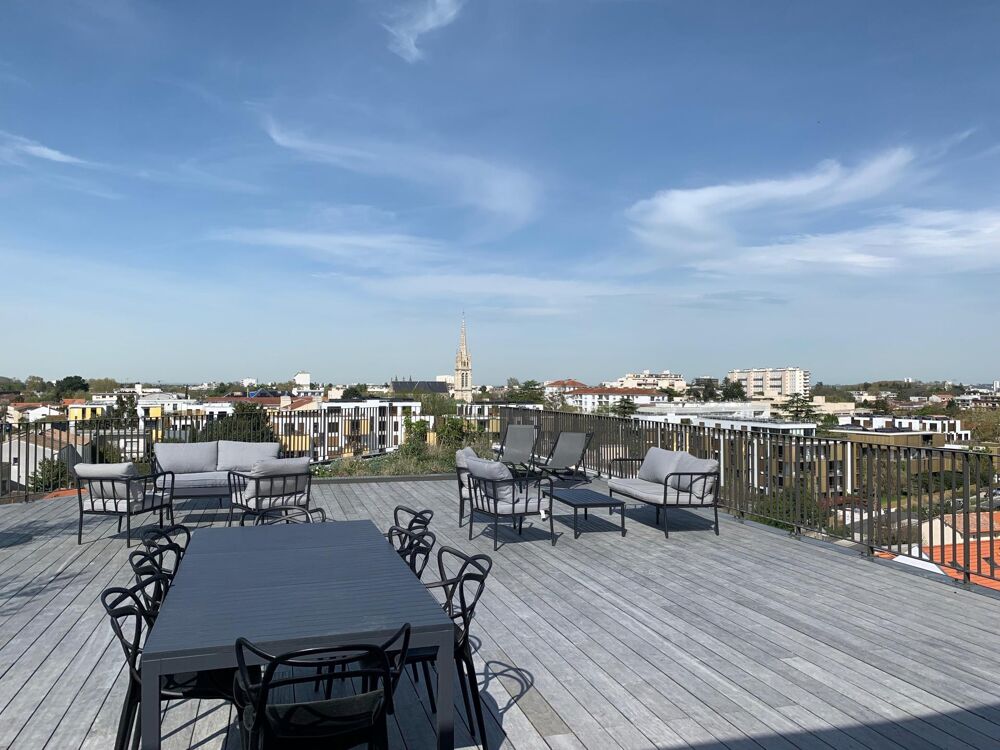 Vente Appartement Découvrez un loft d'exception à Cauderan, alliant charme new-yorkais et vue imprenable, où modernité et luminosité se rencontren Bordeaux