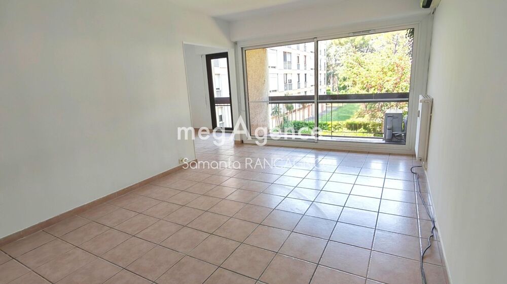 Fréjus  T5 90 m² avec extérieur et vue arborée