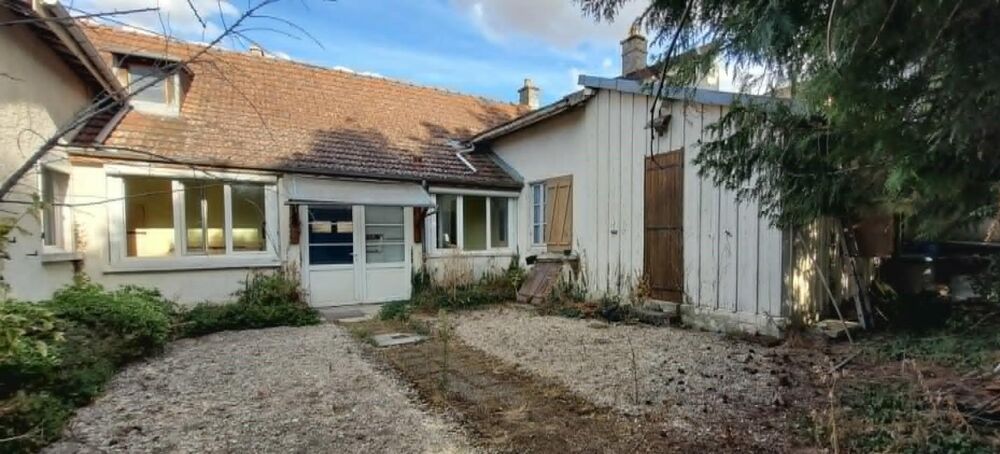 Maison 116 m²  F5 + F2  Terrain 836 m²  Garage et dépendances