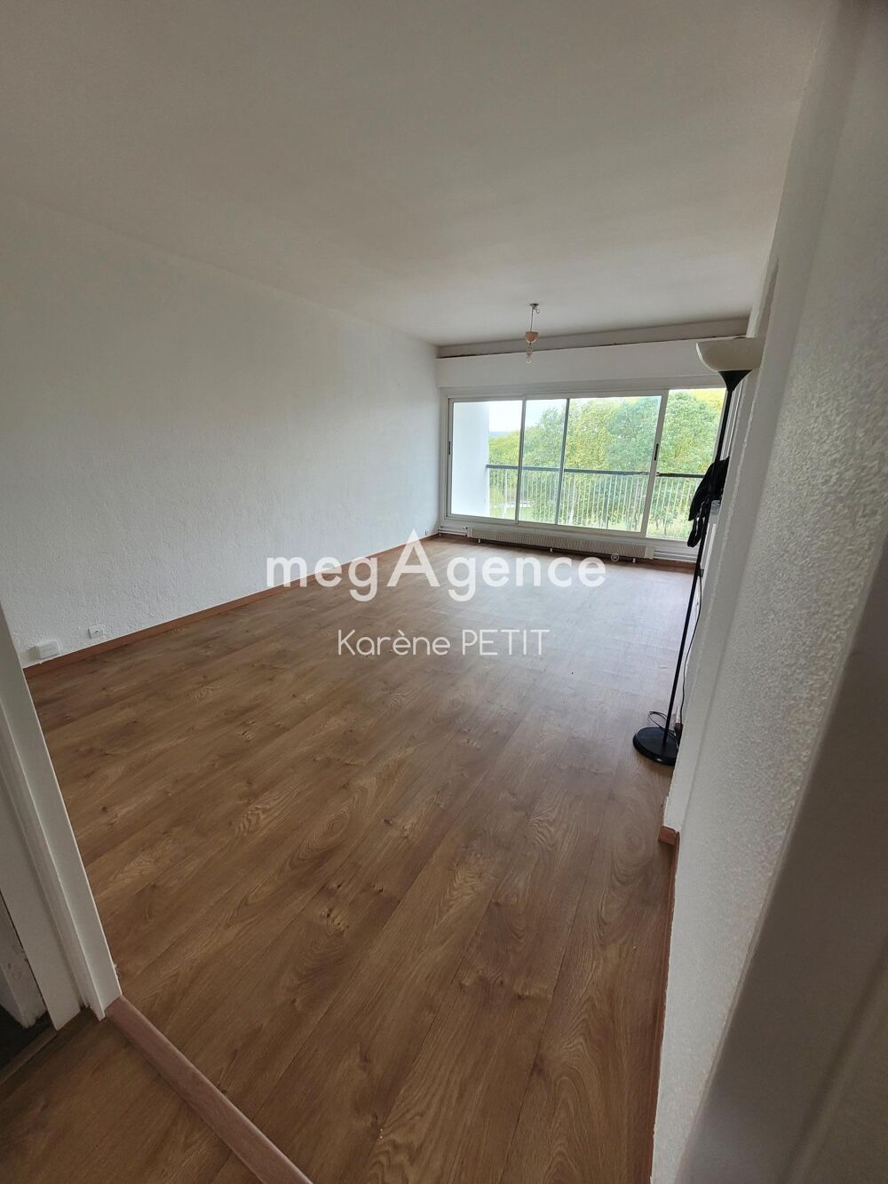 Vente Appartement Superbe T2 r�nov� avec balcon plein sud ! Cergy