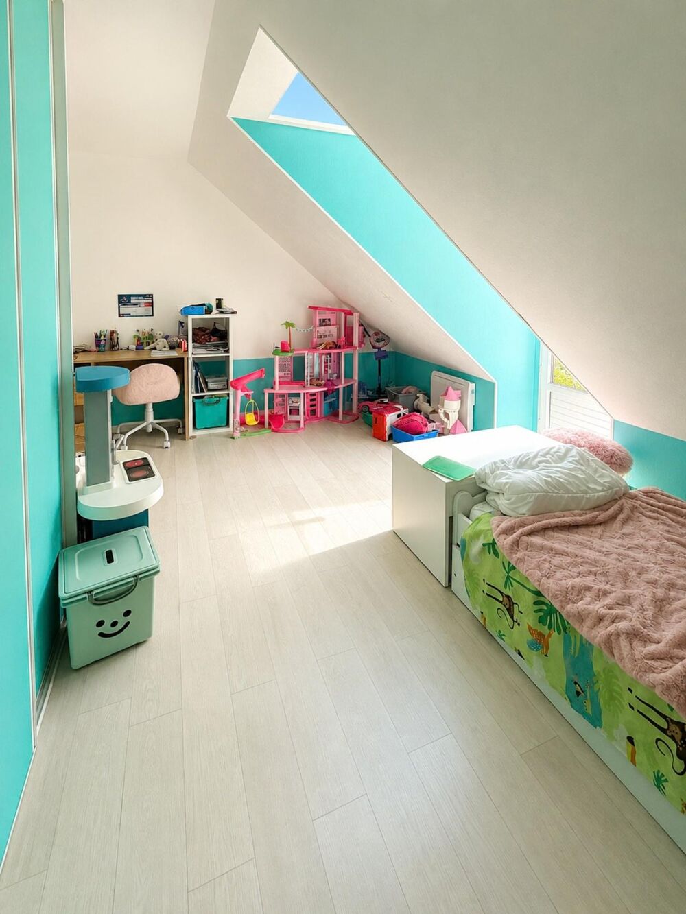 Vente Maison PAVILLON- 5 CHAMBRES-  DOUBLE GARAGE- JARDIN Change