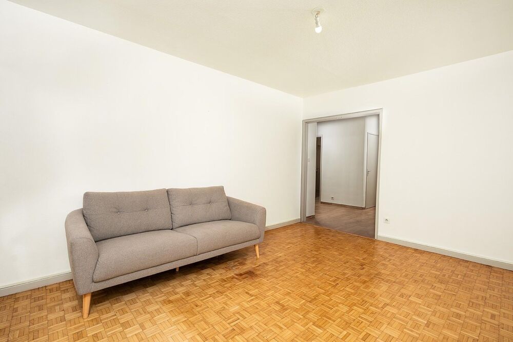 Vente Appartement Joli appartement T2 rénové +Cave – Idéal investissement LMNP ( Actuellement loué meublé) Saint-etienne