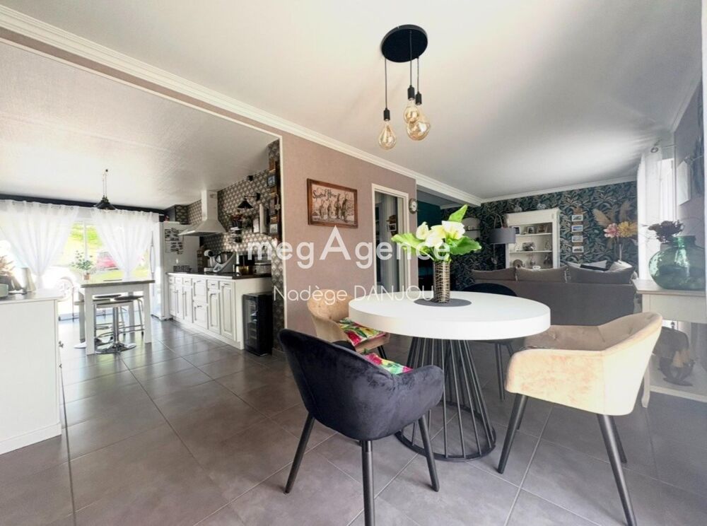 Vente Maison PAVILLON VIE DE PLAIN-PIED VIRE NORMANDIE 14500 6 PIECES 1 Vire normandie
