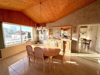  Maison  vendre 7 pices 193 m