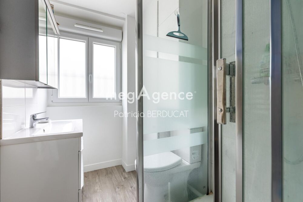 Vente Appartement Deux pièces 30m² tout équipé proximité Place de la Nation Paris 20