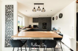  Maison � vendre 9 pi�ces 258 m�