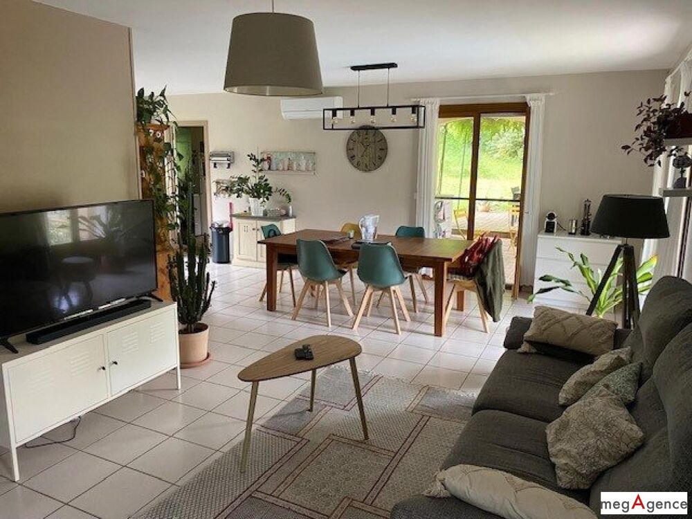 Vente Maison Maison familiale 5 chambres 131 m² dans un cadre verdoyant Mirambeau