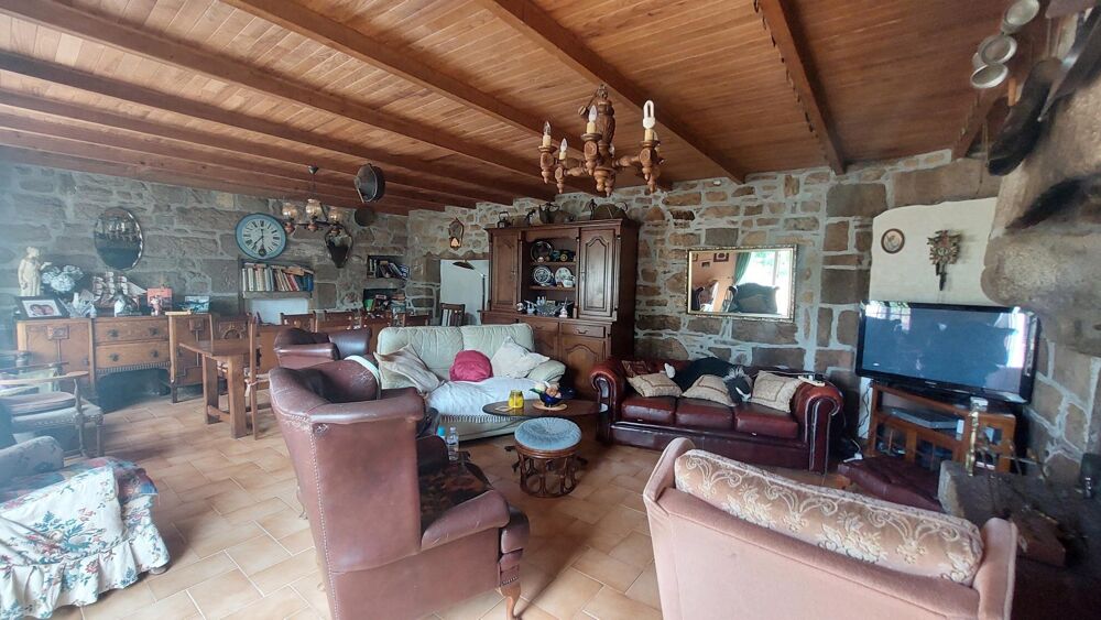 Vente Maison Maison de charme à la campagne - Plus de 15000m² de terrain Louargat