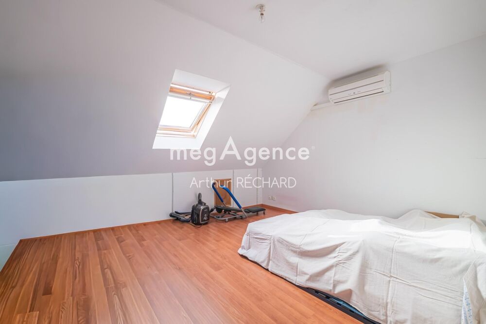 Maison 9 pièces 210m2
