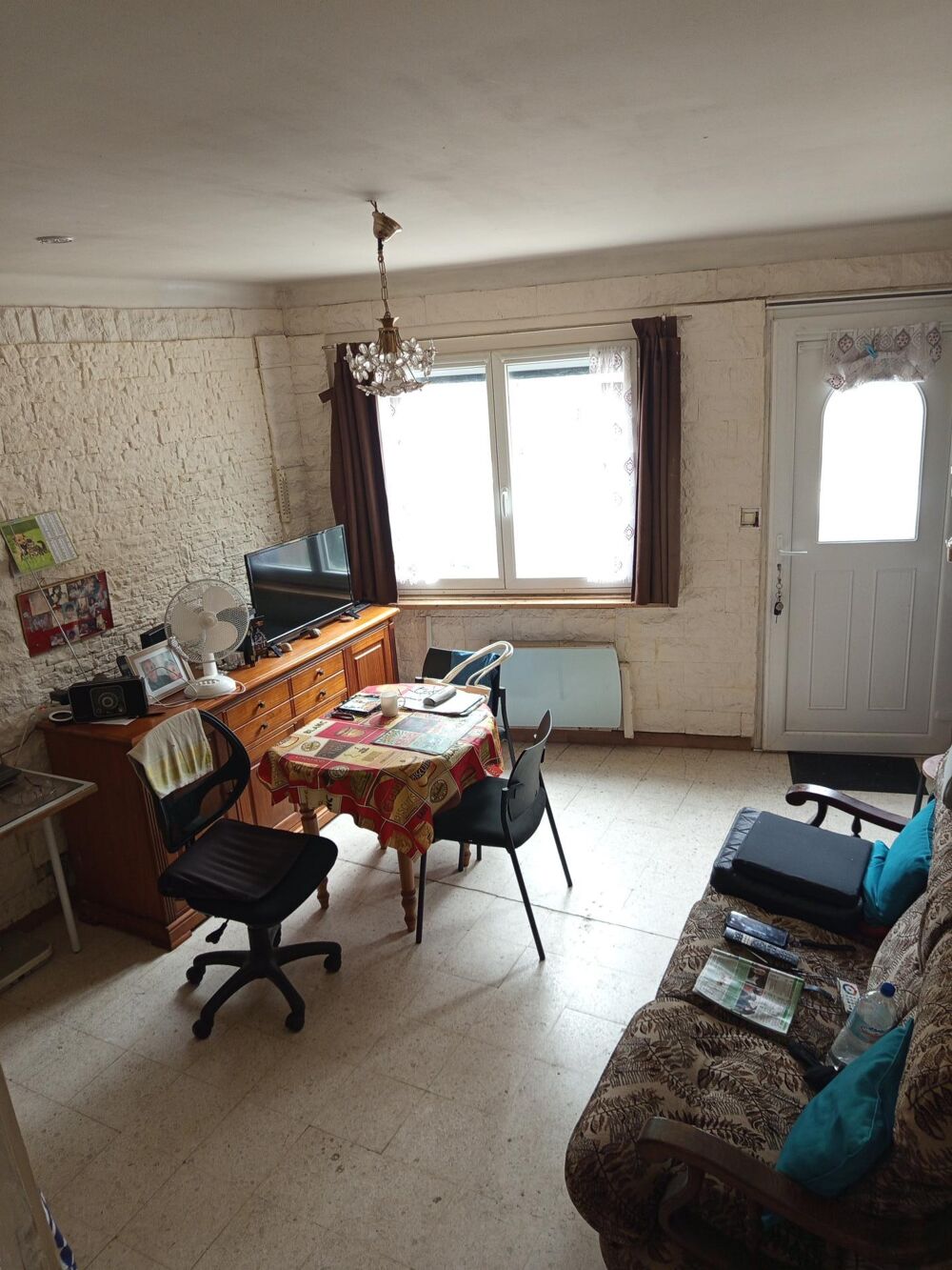Maison de village au calme sans vis à vis, à rafraichir