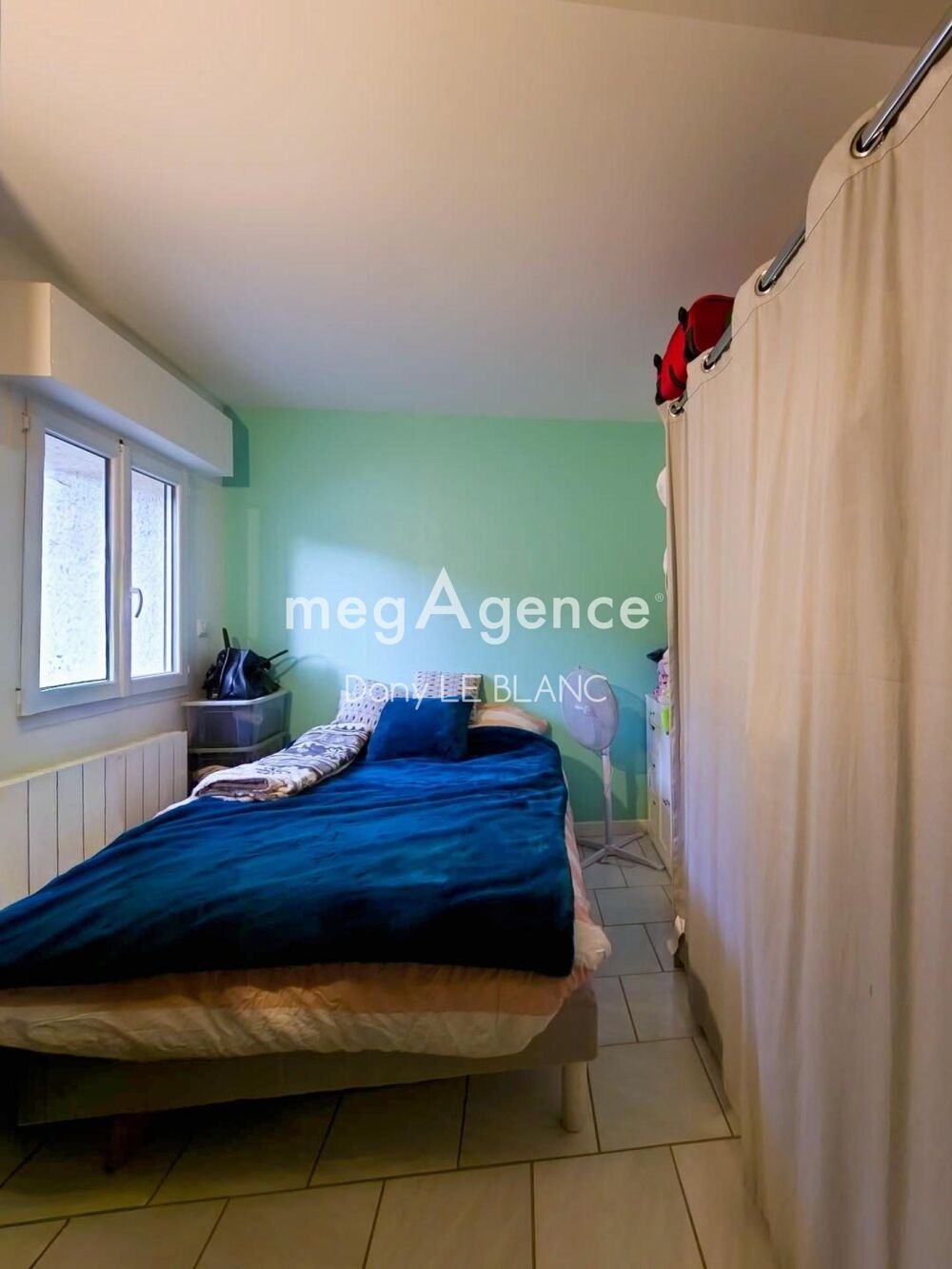 Vente Immeuble Ensemble immobilier – 4 appartements + maison + grange Jouy