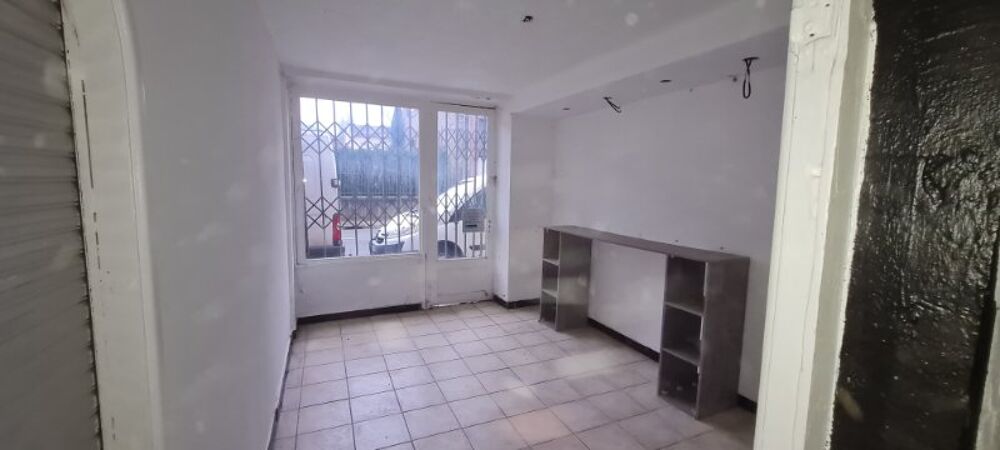 A rénové !! maison mitoyenne avec local commercial 154m²