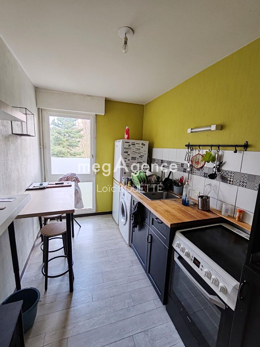 Vente Appartement T3 avec balcon, dernier étage, proche métro Rennes