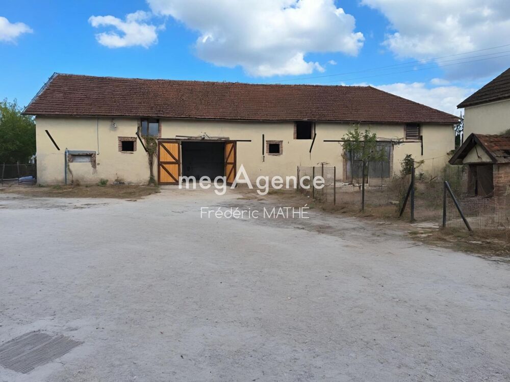 Vente Maison ENSEMBLE IMMOBILIER À FORT POTENTIEL – ANGLURE (51260) Anglure