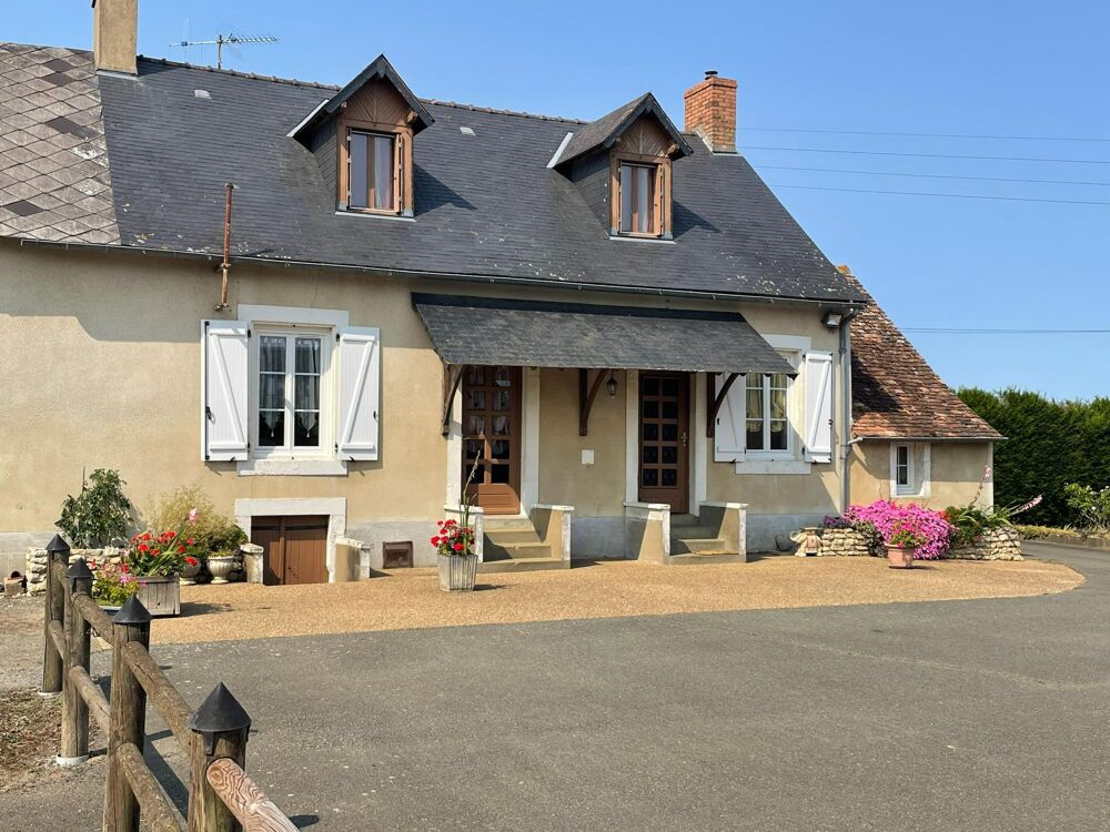 Corps de ferme avec maison d'habitation, terrain.