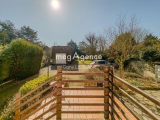  Maison  vendre 7 pices 180 m