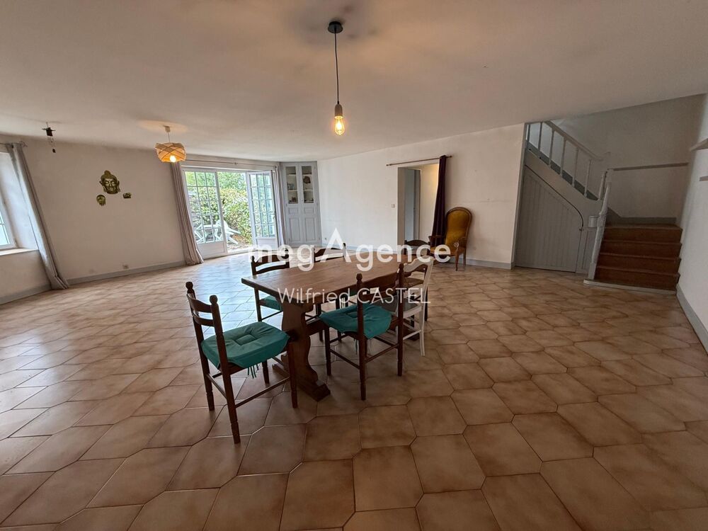 MAISON A DEUX PAS DU BOURG !