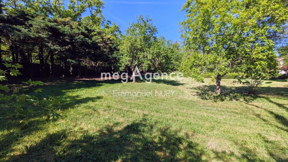 Vente Terrain Bois de l'Étoile - Terrain de 1223m² - CES 8% Marcy-l'Étoile