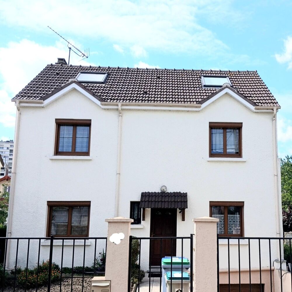 Vente Maison A vendre:  Magnifique maison de 6 pièces -118m²- Bondy Bondy