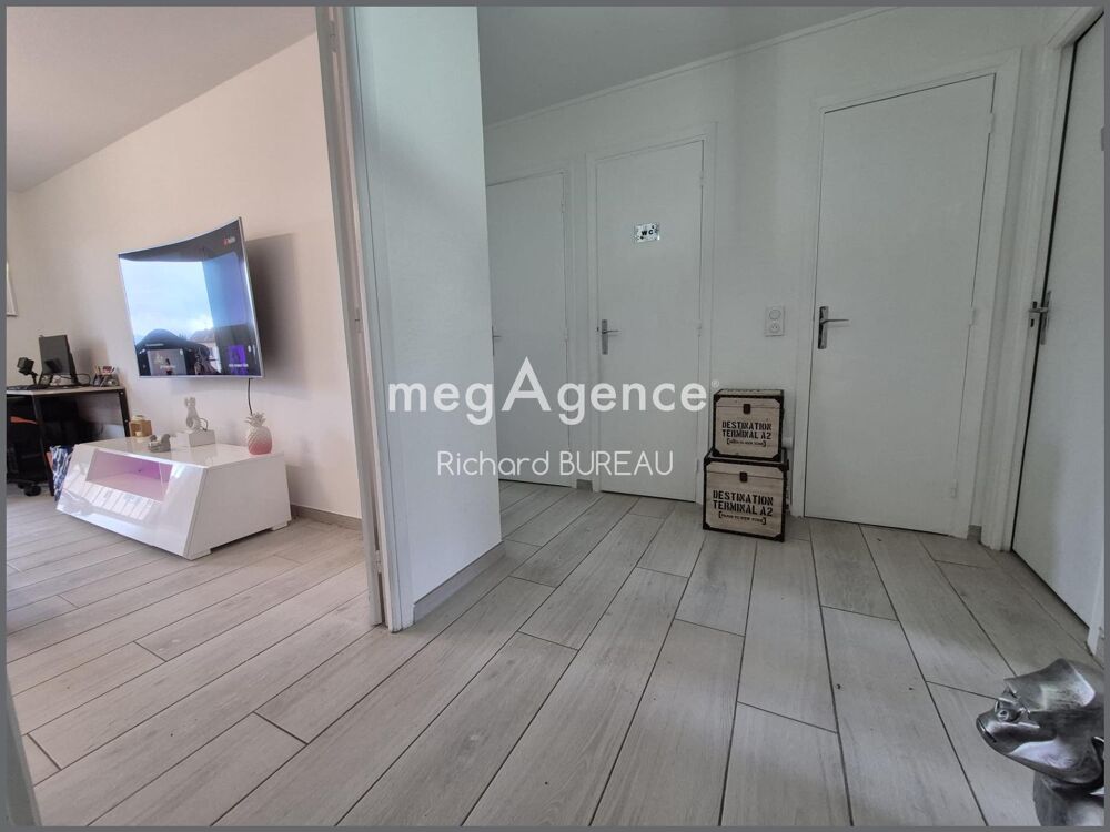 Appartement T3 traversant avec 2 balcons