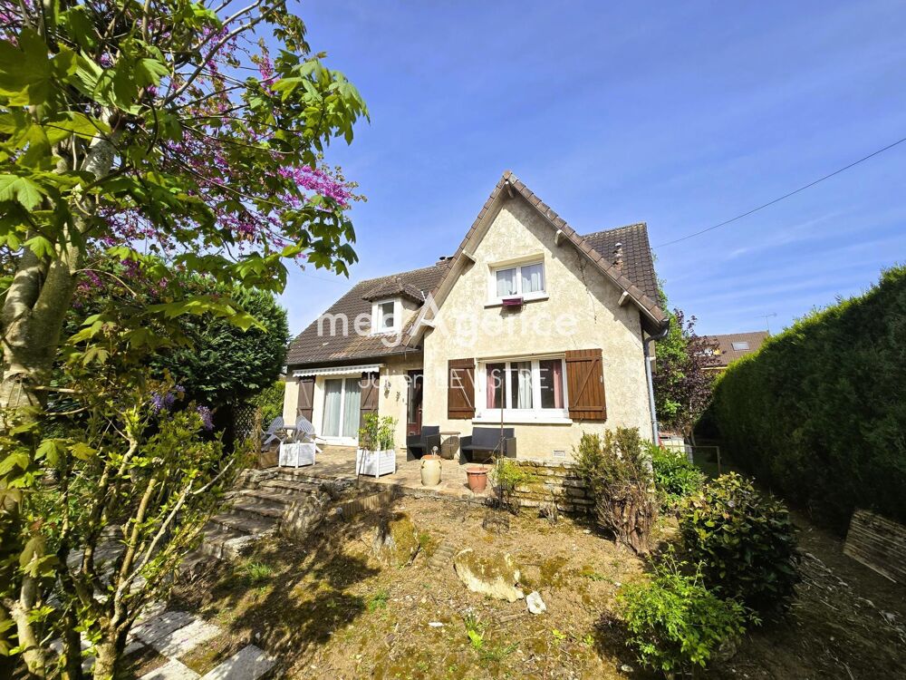 Maison 5 pièces 142 m² · à Auneau-Bleury-Saint-Sy... · 142 m² · 268 000 €