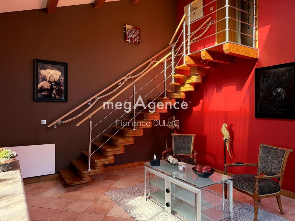 Vente Maison Belle maison atypique en pierre avec garage Courant