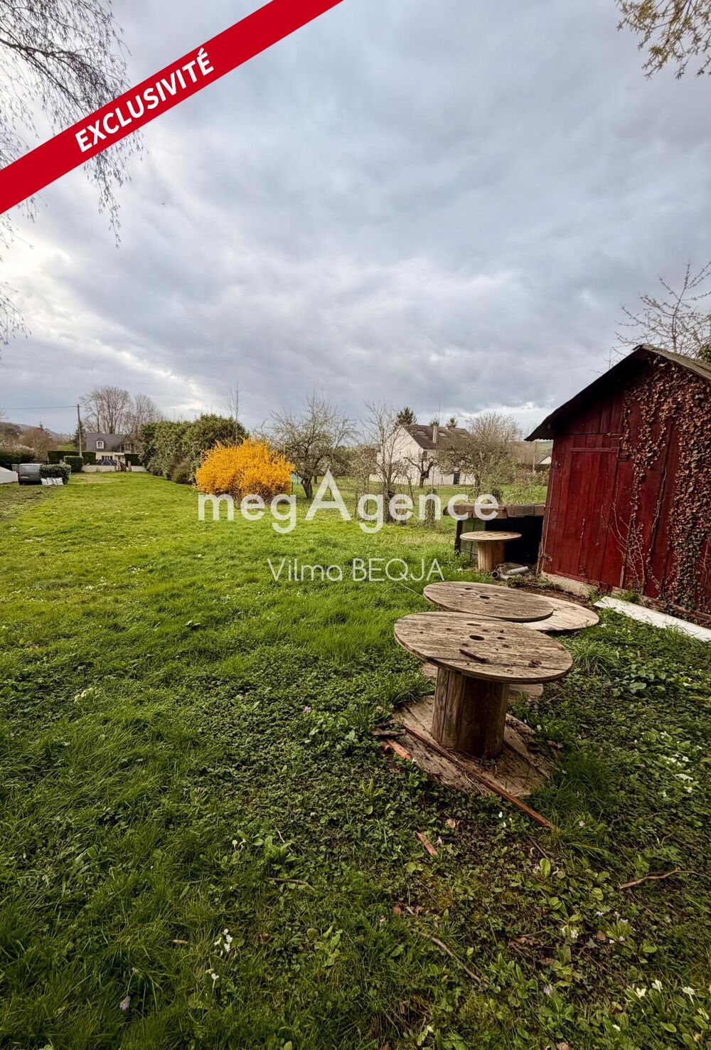 Vente Terrain TERRAIN A BATIR 910 m² Noe