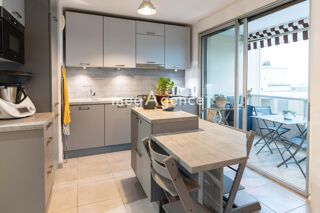  Appartement  vendre 4 pices 87 m