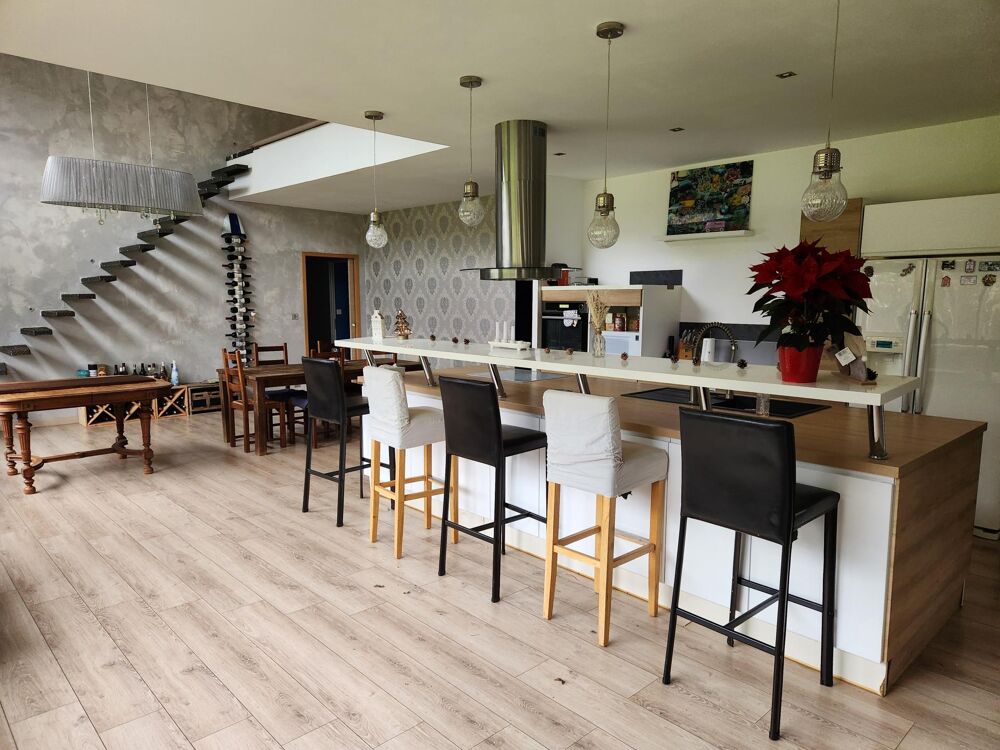 Maison 5 pièces 263 m2