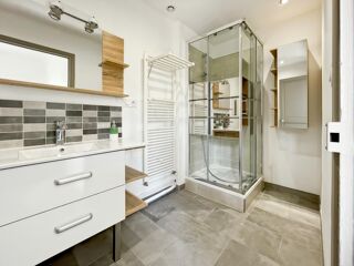  Appartement à vendre 5 pièces 132 m²
