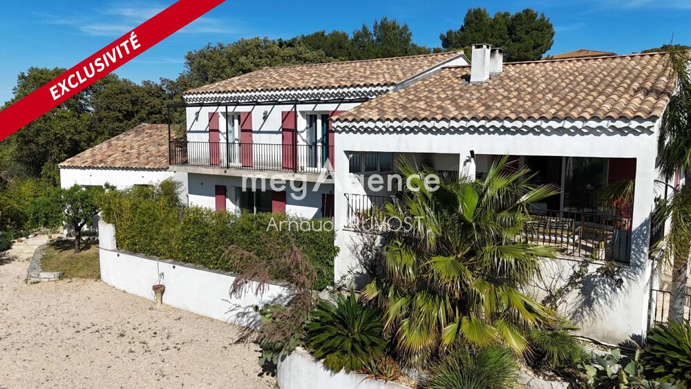 Vente Maison Ensemble Immobilier Unique – Idéal Projet Familial ou Investissement Arles