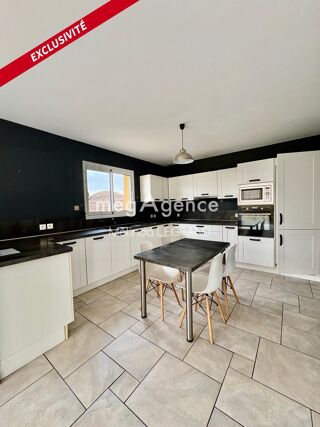 Maison à vendre 5 pièces 148 m²