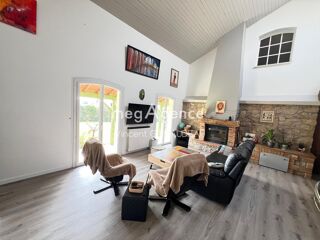  Maison � vendre 8 pi�ces 206 m�