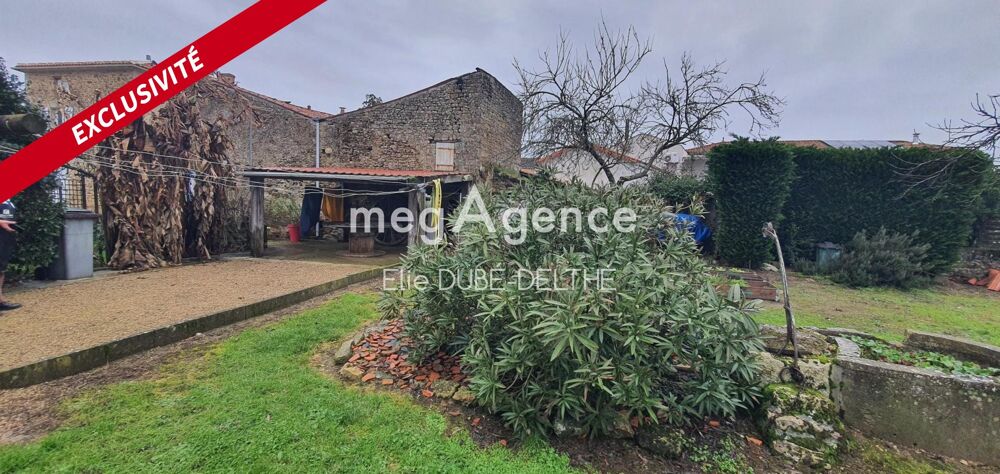 Moutier-sur-Lay en ESCULSIVITE maison en pierres de 170M² environ centre
