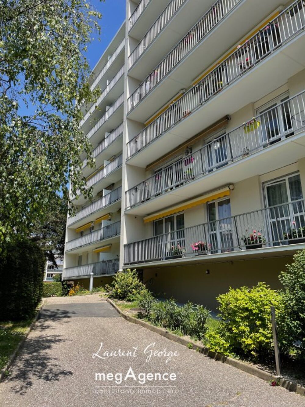 Vente Appartement APPARTEMENT T2 avec Balcon et Parking Maromme