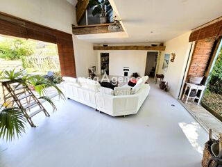  Maison à vendre 6 pièces 216 m²