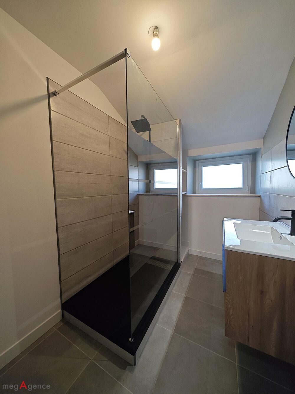 Vente Maison Maison 90 m² entièrement rénovée + dépendance Forges de lanouee