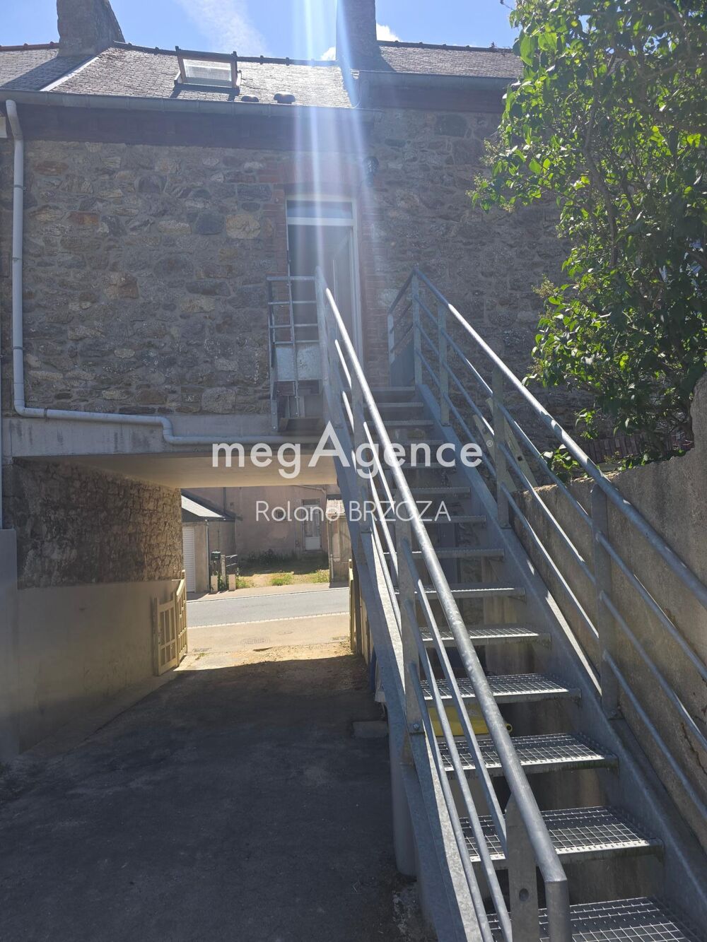 Vente Appartement APPARTEMENT 2 PIECES CENTRE VILLE SAINT MELOIR DES ONDES Saint-meloir-des-ondes