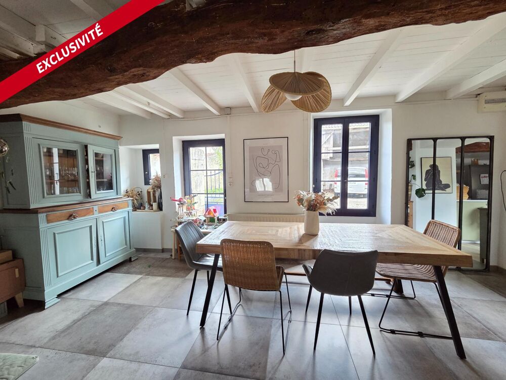 Vente Maison Maison charentaise avec vie de plain-pied possible, 3 chambres, dépendances et jardin clos à Saint-Jean-d'Angély Saint-jean-d'angely