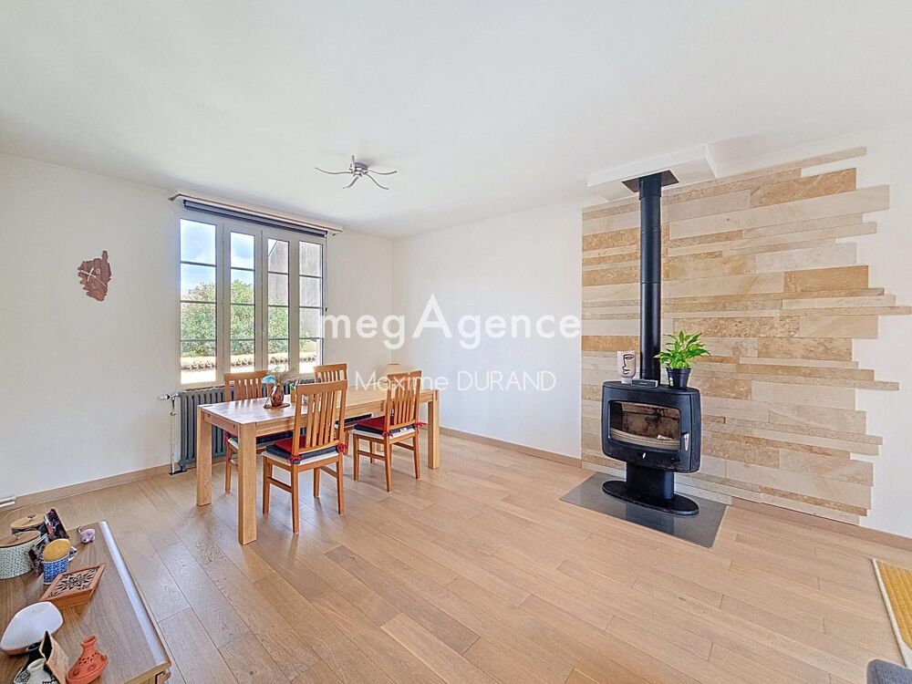 Vente Maison Maison rénovée avec garage grand jardin Cholet
