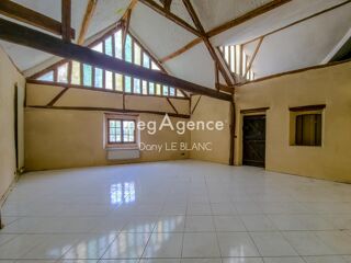  Maison  vendre 8 pices 270 m